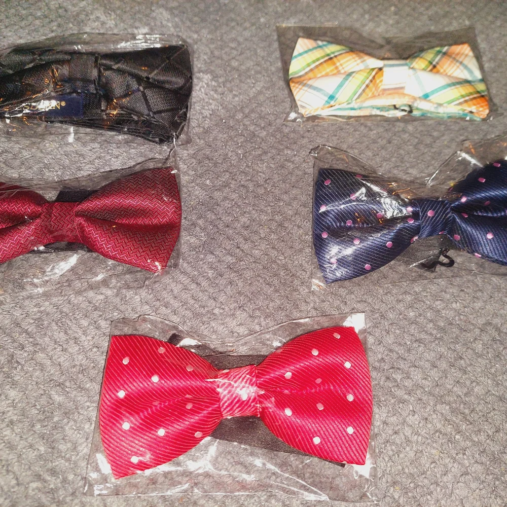 Young Boy Bow Tie - Lot of 5 pieces. Set of Colorful Bow Ties